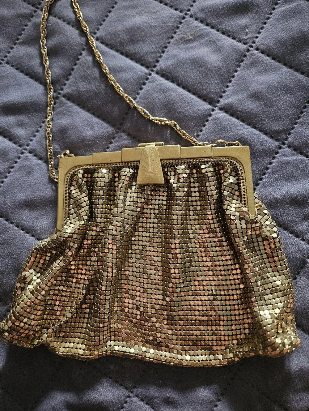 Gold Mesh Evening Crossbody Bag - Classic Metallic Style